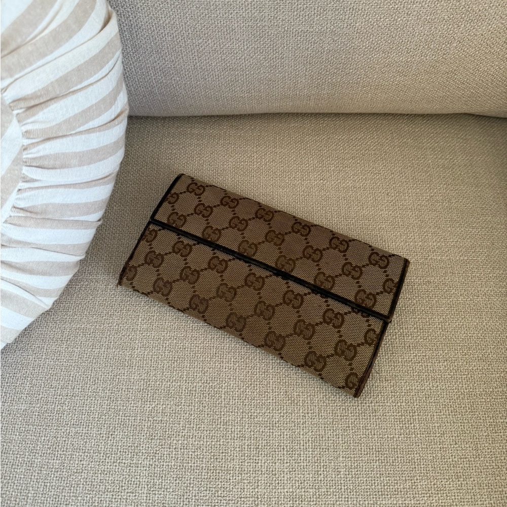 Gucci Vintage Monogram Clutch